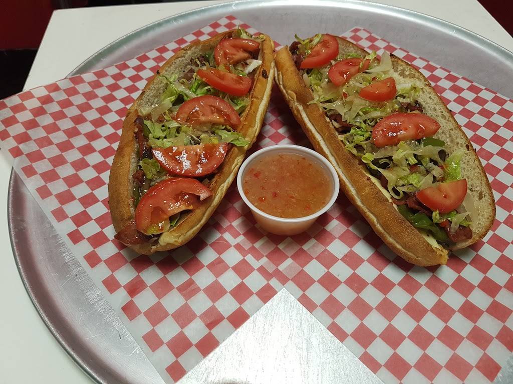 Vilis Pizza & Wings | restaurant | 562 Kerr St, Oakville, ON L6K 3C7, Canada | 9053388553 OR +1 905-338-8553