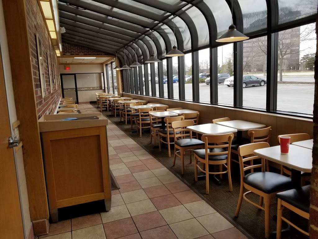 Wendys | restaurant | 3100 Boardwalk Dr, Ann Arbor, MI 48108, USA | 7349960547 OR +1 734-996-0547