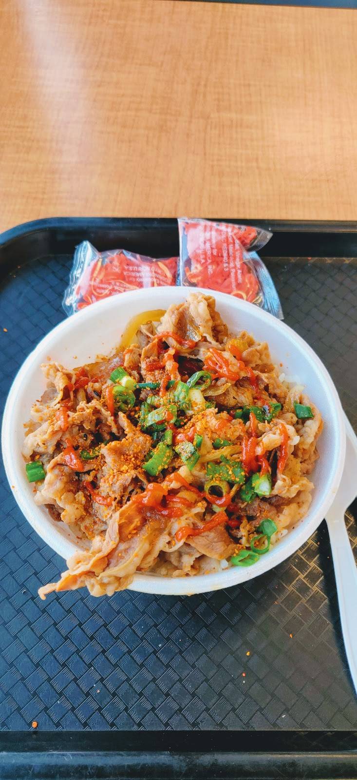 Yoshinoya De Soto & Knapp | restaurant | 9157 De Soto Ave, Chatsworth, CA 91311, USA | 8184357606 OR +1 818-435-7606