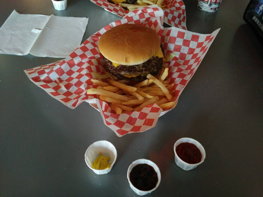 Bomburger | restaurant | 200 Main St #114, Huntington Beach, CA 92648, USA | 7149692662 OR +1 714-969-2662