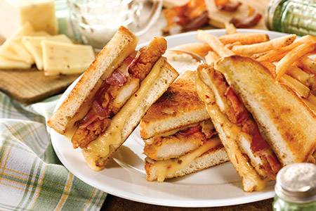 Mr. Ps Bar and Grill | restaurant | 1015 E McCoy Blvd, Tomah, WI 54660, USA | 6083740550 OR +1 608-374-0550