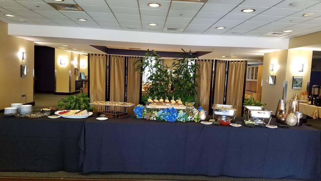 Summit | restaurant | 3520 Central Pkwy, Cincinnati, OH 45223, USA | 5135694980 OR +1 513-569-4980