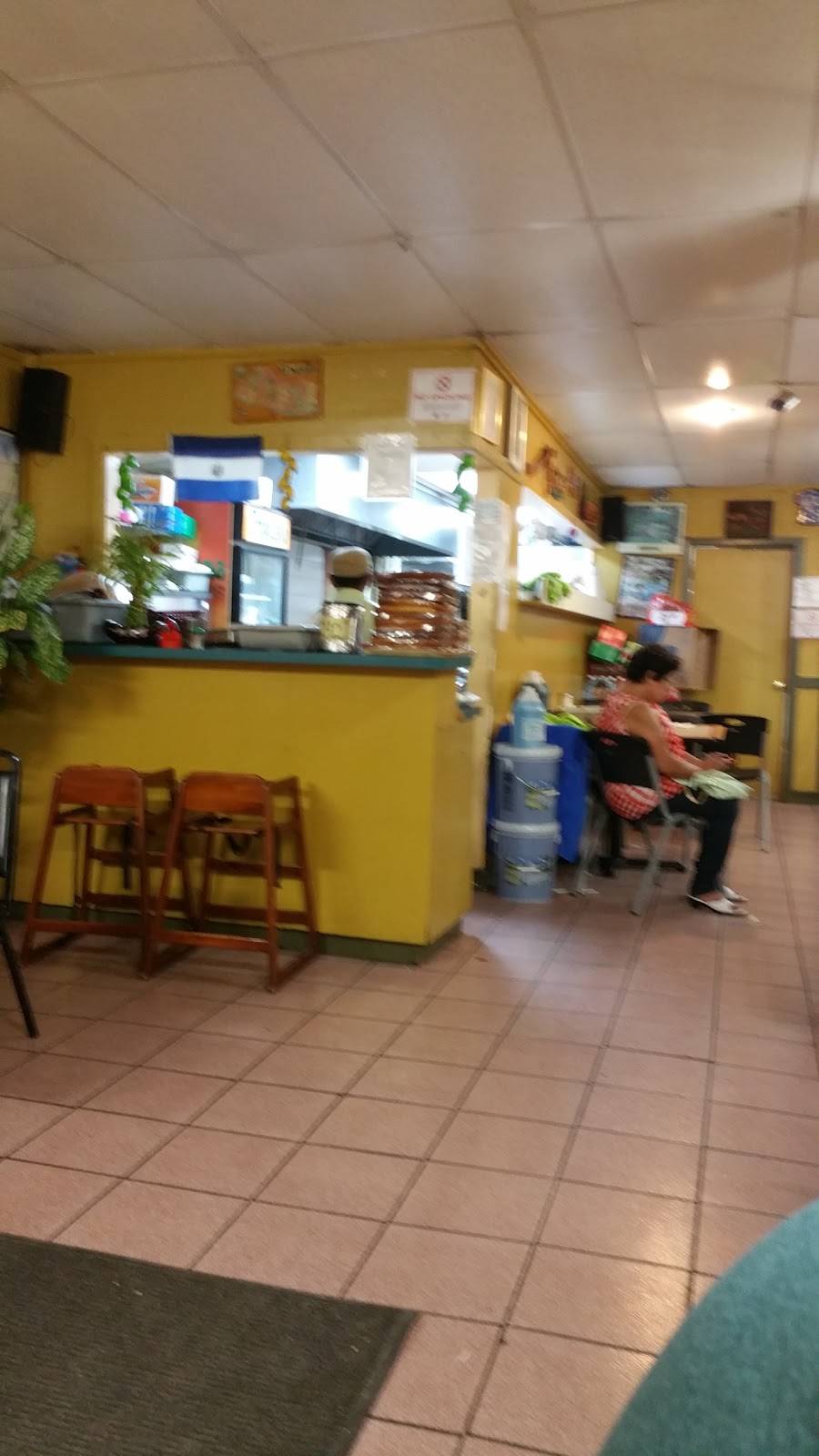 Izalco Restaurant | restaurant | 4377 W 26th St, Chicago, IL 60623, USA | 7735222050 OR +1 773-522-2050