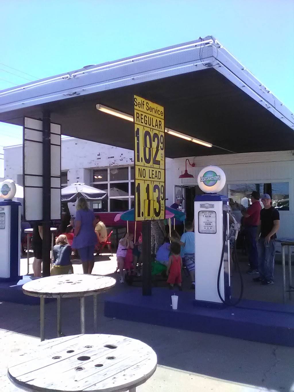 Destinations | restaurant | 919 W Main St, Prague, OK 74864, USA | 4055672525 OR +1 405-567-2525