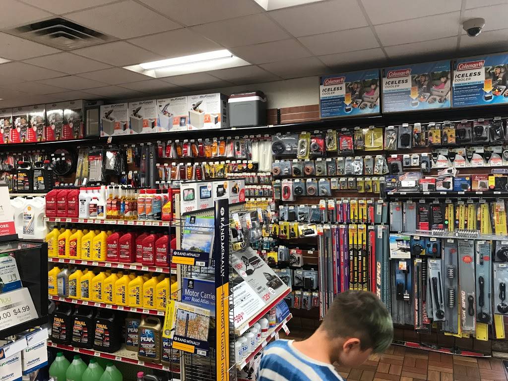 Pilot Travel Center | restaurant | 2015 W Lucas St, Florence, SC 29501, USA | 8436622646 OR +1 843-662-2646