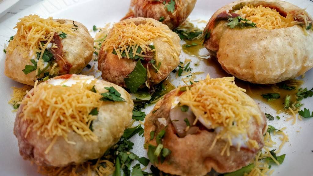 DESI STREET FOOD | restaurant | 2610 Tuckernuck Dr, Henrico, VA 23294, USA | 8045255530 OR +1 804-525-5530