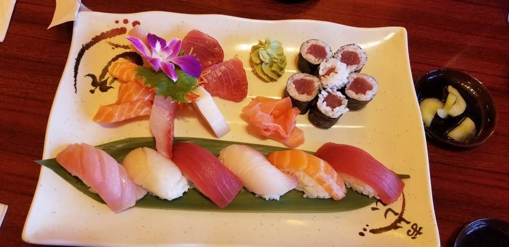 Fujiyama Sushi Bar | restaurant | 2861 Lynnhaven Dr # 112, Virginia Beach, VA 23451, USA | 7574965858 OR +1 757-496-5858