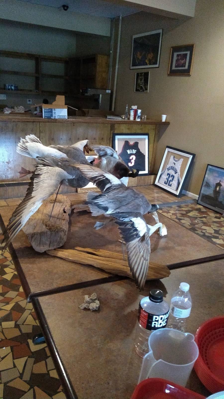 Russell Js Kitchen | restaurant | 3669 Government St, Baton Rouge, LA 70806, USA | 2253666820 OR +1 225-366-6820