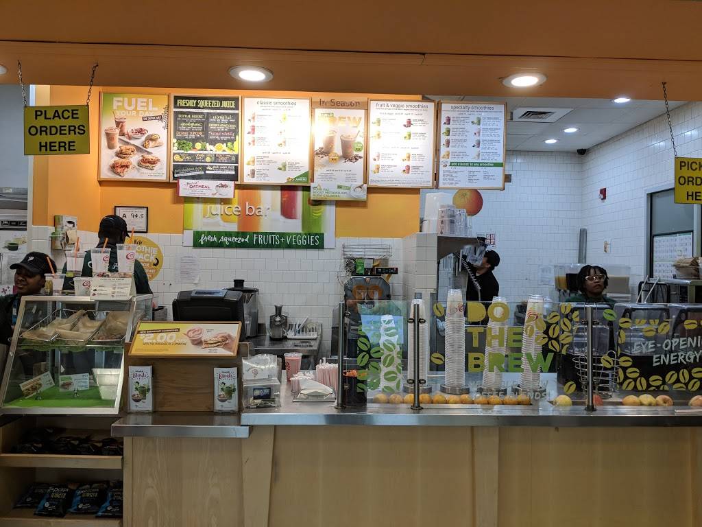Jamba Juice Charlotte/Douglas Intl Airport | restaurant | 5501 Josh Birmingham Pkwy Concourse D, Charlotte, NC 28219, USA | 7043599572 OR +1 704-359-9572
