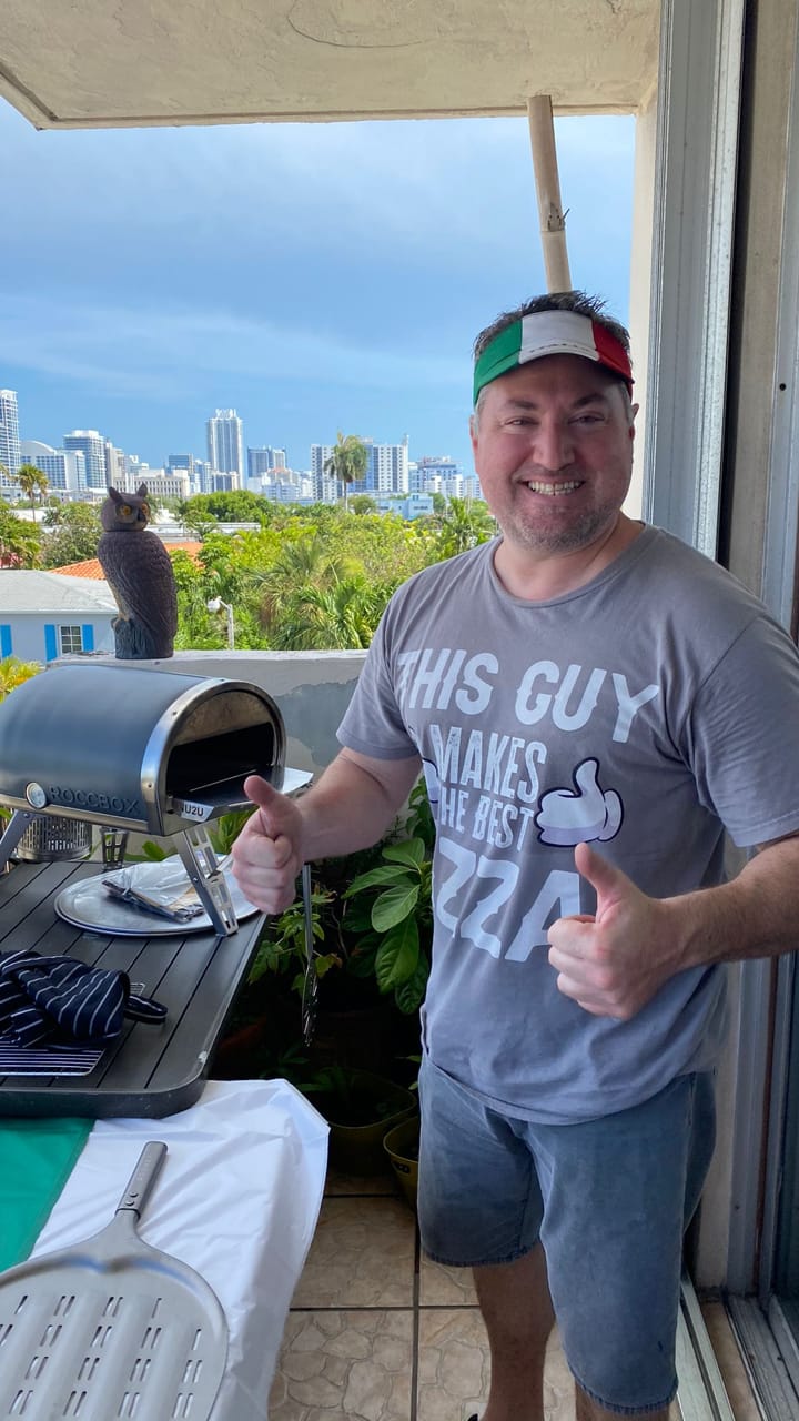 Roccos Dough, L.L.C. | meal takeaway | 8328 Collins Ave, Miami Beach, FL 33141, USA | 7864884930 OR +1 786-488-4930