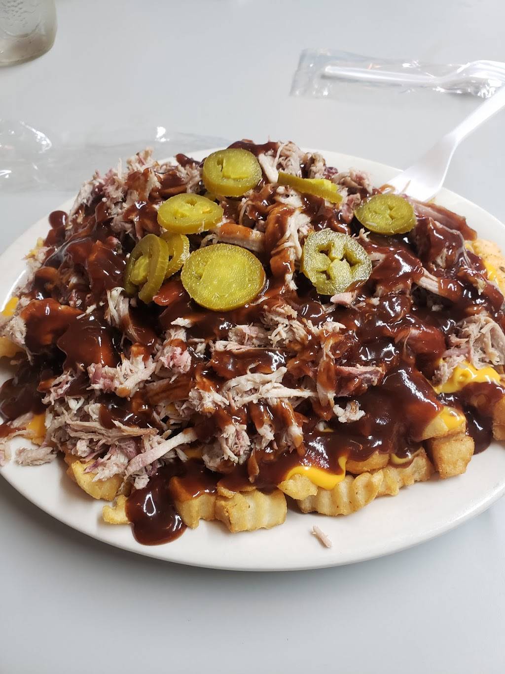 Saucy Hawgs | restaurant | 5131 Hwy 11W, Rogersville, TN 37857, USA | 4233478187 OR +1 423-347-8187