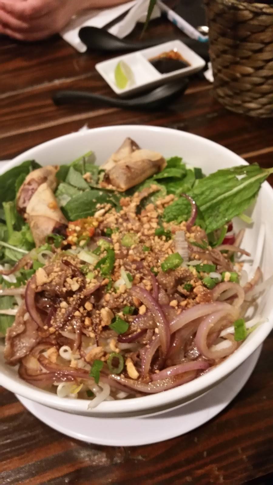 Nouilles Of 3rds | restaurant | 2413 Pacific Coast Hwy #102, Lomita, CA 90717, USA | 4243477022 OR +1 424-347-7022