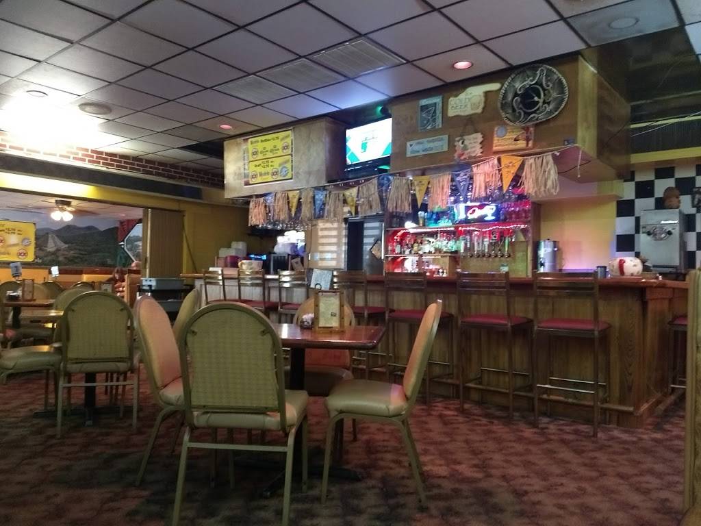 El Cazador | restaurant | 1600 Shady Knoll Ave, Bedford, VA 24523, USA | 5405864715 OR +1 540-586-4715