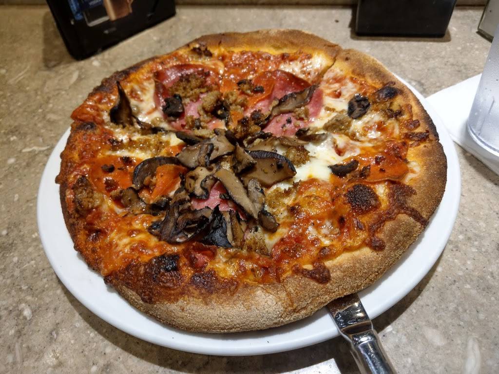 Sammys Pizza & Grill | restaurant | 400 World Way, Los Angeles, CA 90045, USA | 2132350251 OR +1 213-235-0251