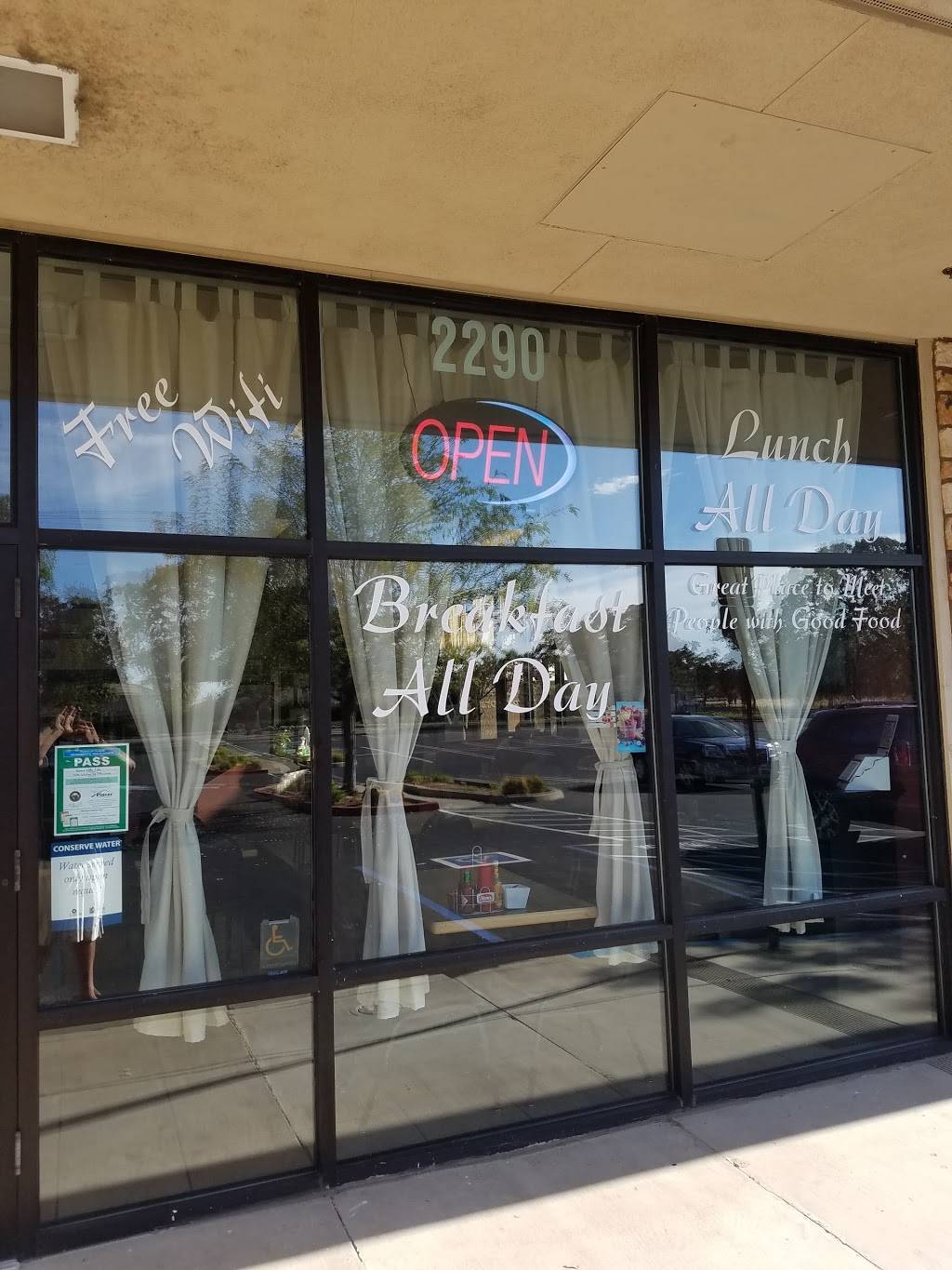 Karens Little Café | restaurant | 2290 Nicolaus Rd #106, Lincoln, CA 95648, USA | 9164347300 OR +1 916-434-7300