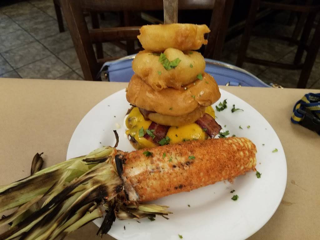 Left of Center Visalia | restaurant | 699 W Center Ave, Visalia, CA 93291, USA | 5597332582 OR +1 559-733-2582