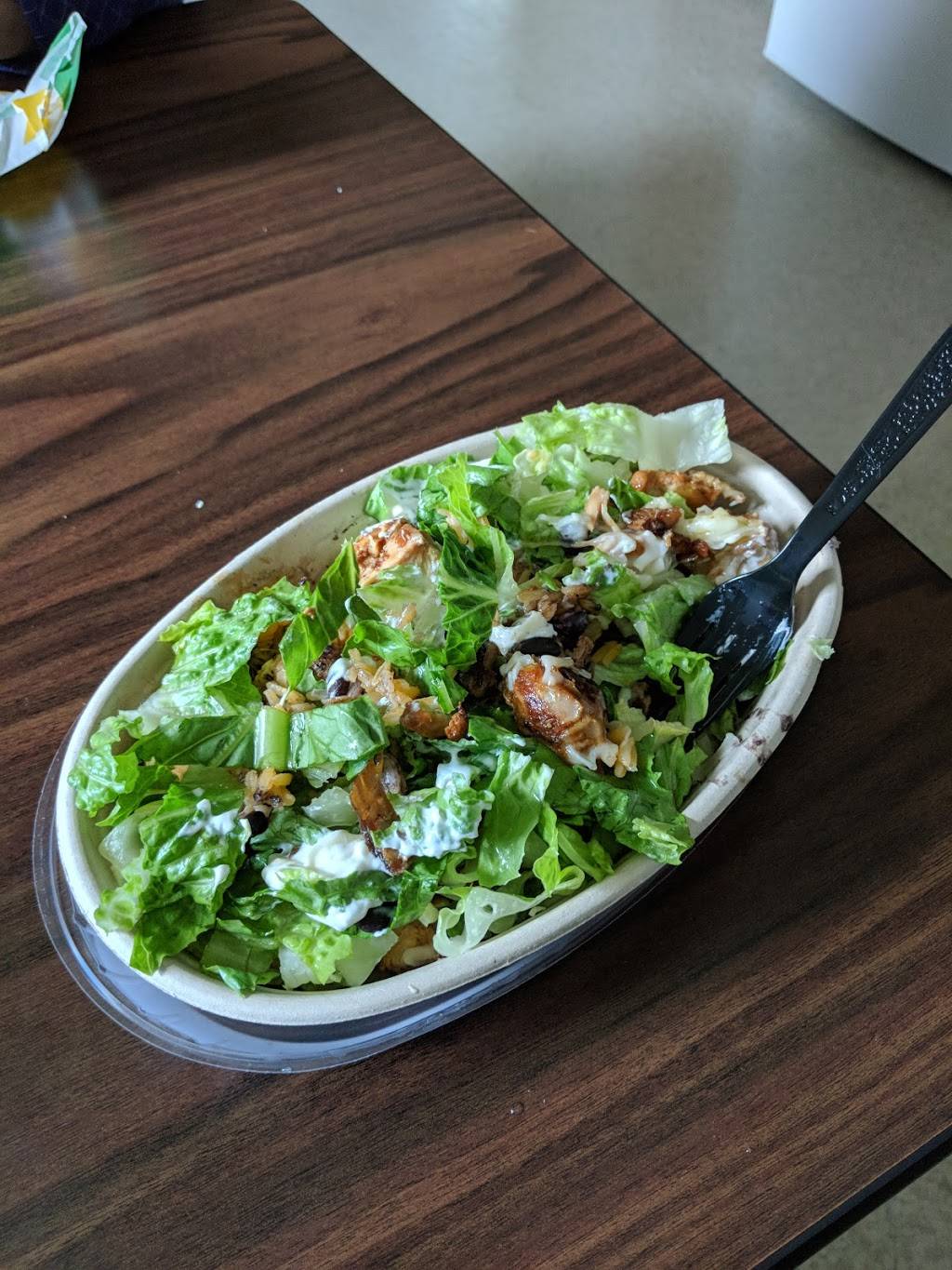 Salsas Burrito Grill | meal delivery | 108 Chase Rd, Portsmouth, RI 02871, USA | 4012935322 OR +1 401-293-5322