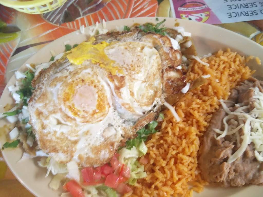 Flamingos Mexican Restaurant & Grocery | restaurant | 425 S Main St, South Bend, IN 46601, USA | 5742341546 OR +1 574-234-1546