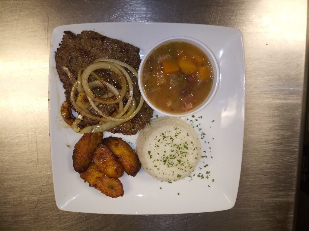 Moxies Cafe & Grill | restaurant | 13020 Telecom Pkwy N, Tampa, FL 33637, USA | 8136329239 OR +1 813-632-9239