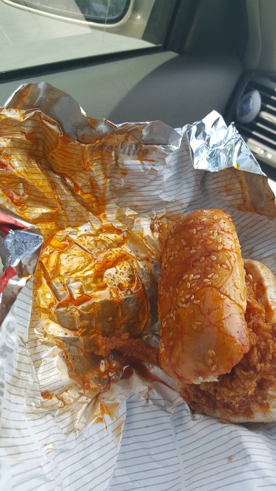 KFC | restaurant | 6760 GA-92, Acworth, GA 30102, USA | 7709260160 OR +1 770-926-0160