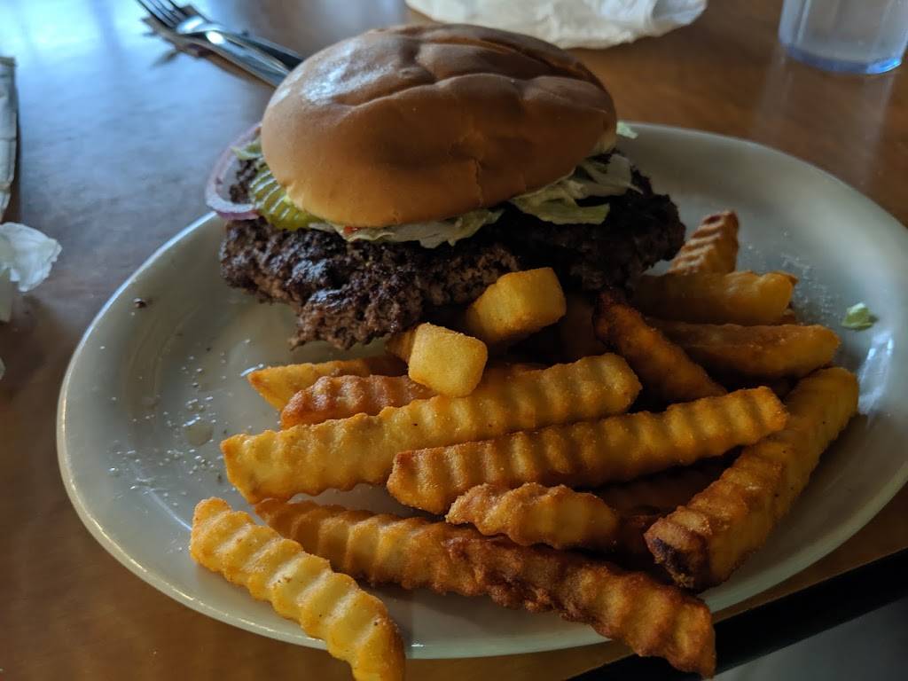 Kizers Grill | restaurant | 127 E Main St, Henderson, TX 75652, USA | 9037222284 OR +1 903-722-2284