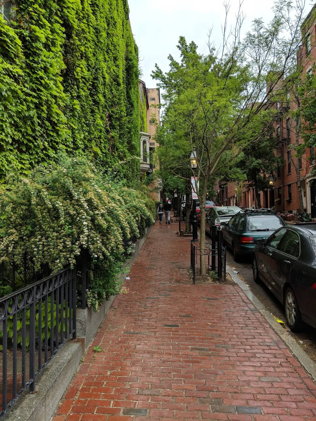 Tip Tap Room | restaurant | 138 Cambridge St, Boston, MA 02114, USA | 8573503344 OR +1 857-350-3344