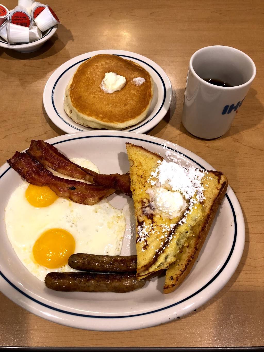 IHOP | restaurant | 1595 S Colorado Blvd, Denver, CO 80222, USA | 3037581492 OR +1 303-758-1492