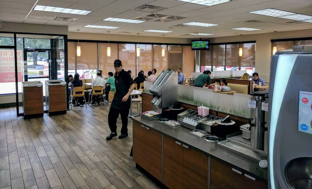 Wendys | restaurant | 3200 Custer Rd, Plano, TX 75075, USA | 9722125868 OR +1 972-212-5868