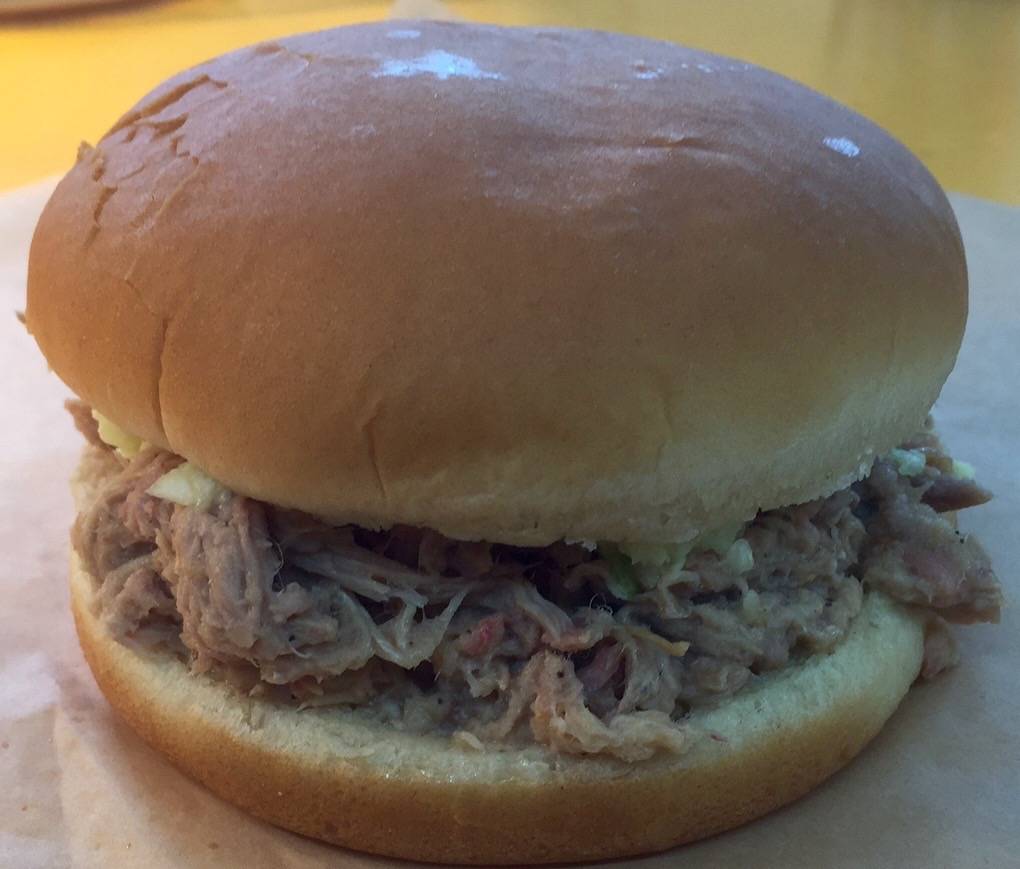 The Dog House | restaurant | 931 S Miami Blvd, Durham, NC 27703, USA | 9196823109 OR +1 919-682-3109