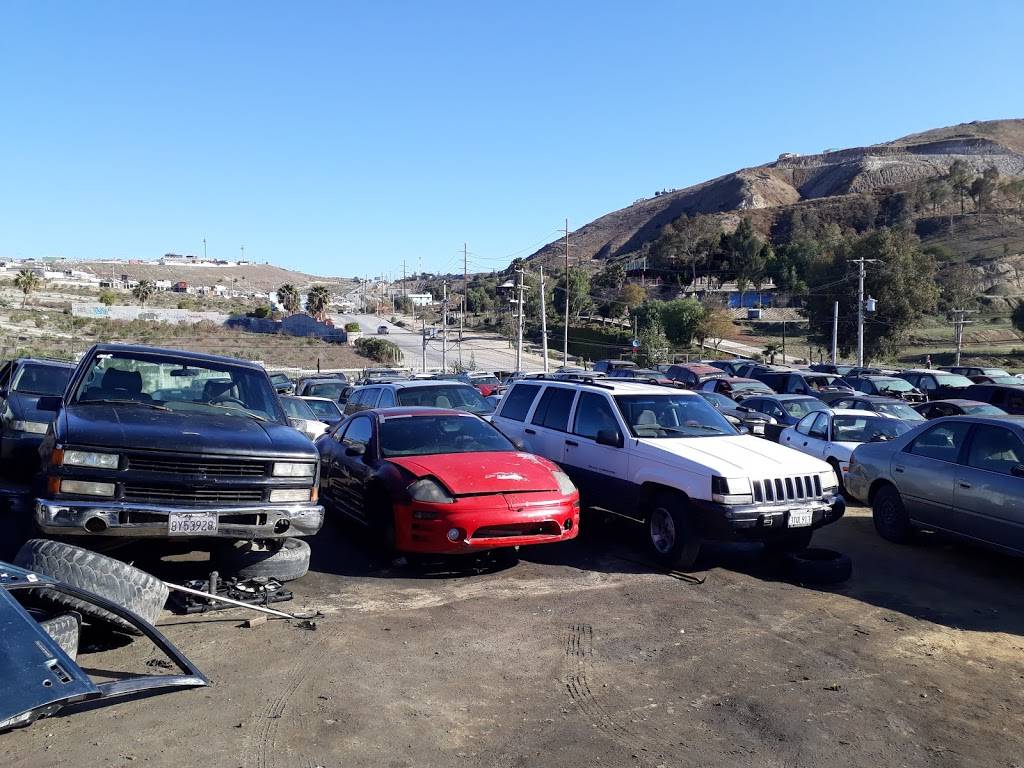 Modelorama Generacion 2000 | restaurant | Camino Vecinal cuero de Venado 13110, Generacion 2000, 22160 Tijuana, B.C., Mexico | 016643467007 OR +52 664 346 7007