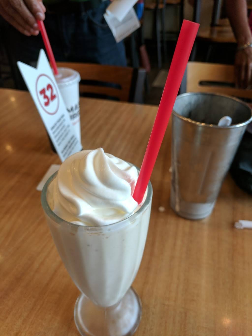 Smashburger | restaurant | 1650 28th St Suite 2, Boulder, CO 80301, USA | 3036564694 OR +1 303-656-4694