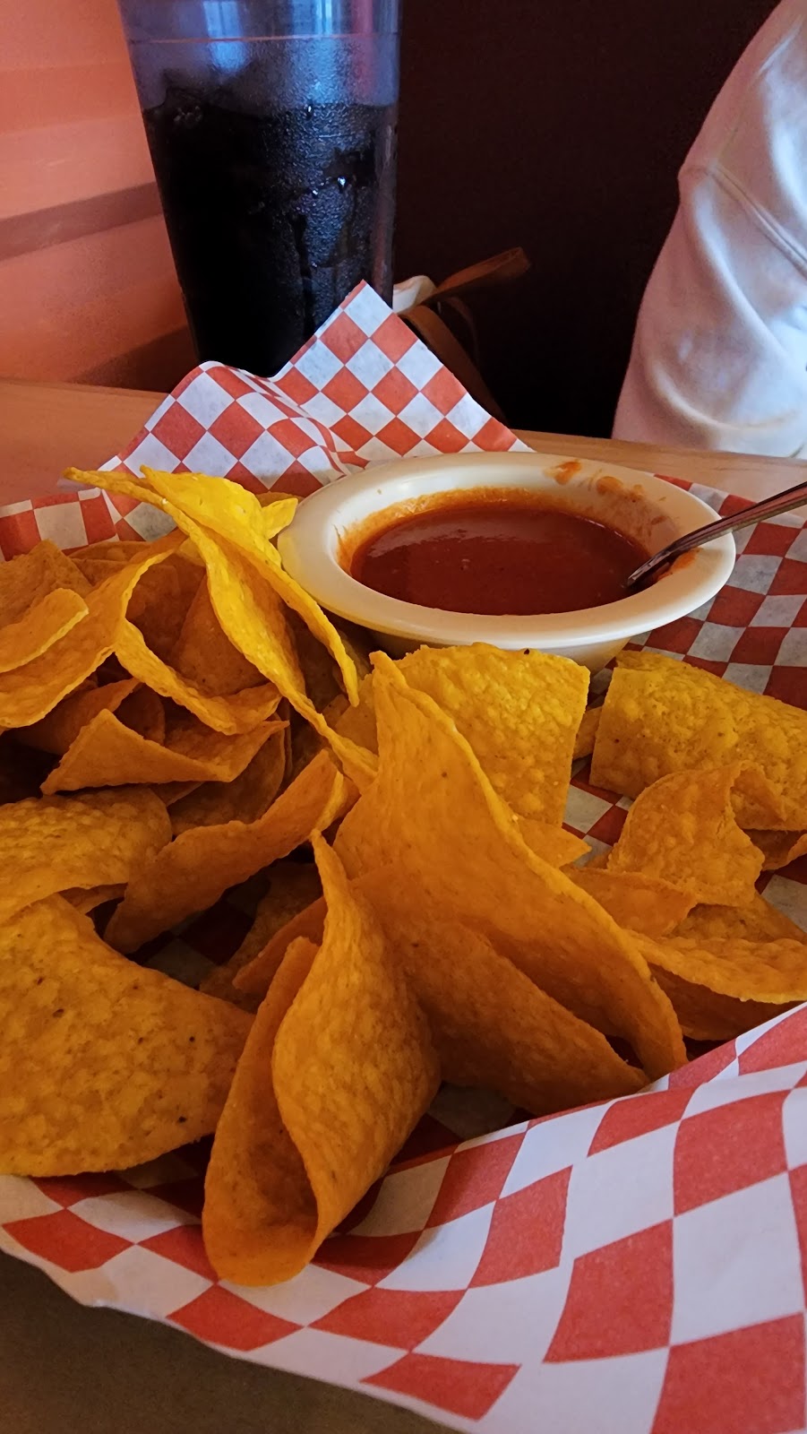 Taqueria 2 Hermanos | restaurant | 8270 S Houghton Rd #140, Tucson, AZ 85747, USA | 5205742029 OR +1 520-574-2029