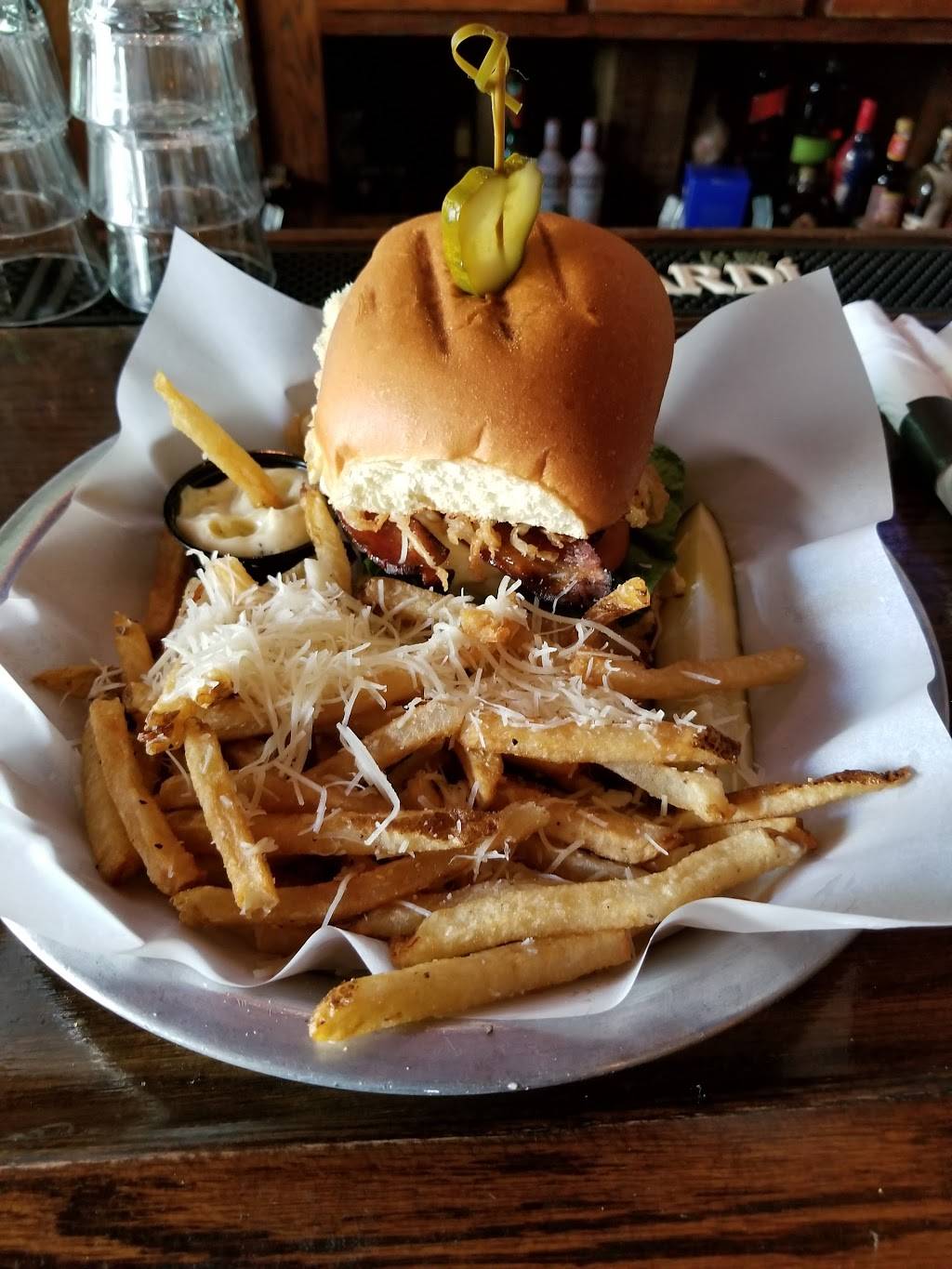 Cortlands Garage Chicago | restaurant | 1645 W Cortland St, Chicago, IL 60622, USA | 8479421364 OR +1 847-942-1364