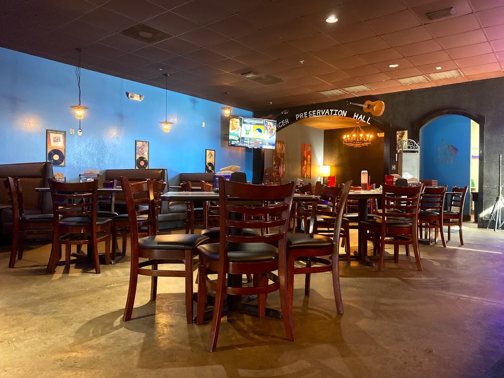 Bleus Burger Restaurant, Bar, and Food Truck | restaurant | 3800 Gulf Shores Pkwy #240, Gulf Shores, AL 36542, USA | 2519482538 OR +1 251-948-2538