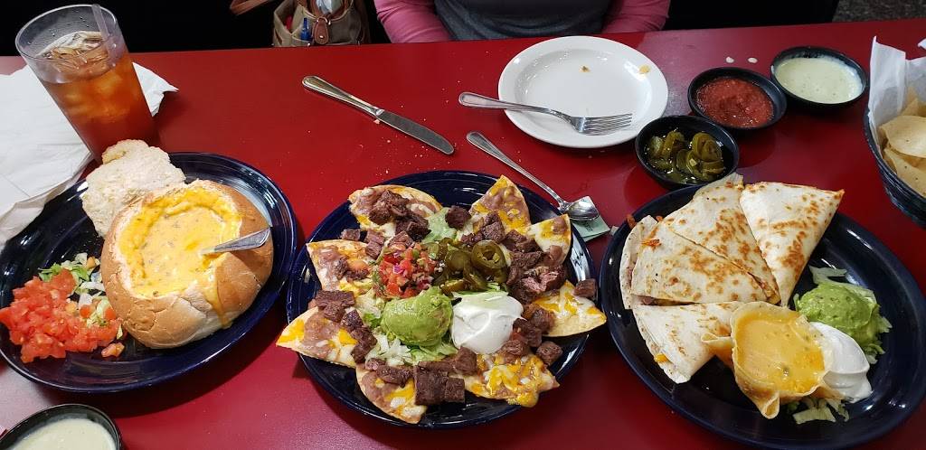 The Jalapeno Tree | restaurant | 416 E Broad St, Mineola, TX 75773, USA | 9036386901 OR +1 903-638-6901