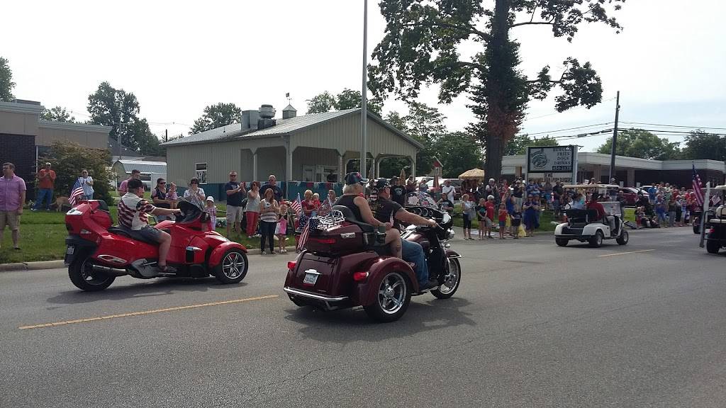 Kellyos Pizza | restaurant | 702 N Market St, Mt Carmel, IL 62863, USA | 6182628333 OR +1 618-262-8333