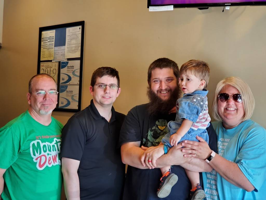 Pizza Hut | meal takeaway | 12160 County Line Rd, Fayetteville, GA 30215, USA | 6787837777 OR +1 678-783-7777