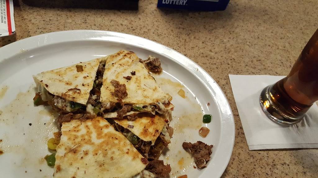 Village Inn | restaurant | 212 W Center St, Linwood, MI 48634, USA | 9896975261 OR +1 989-697-5261