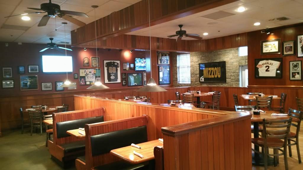 D. Rowes Restaurant & Bar | restaurant | 1005 Club Village Dr, Columbia, MO 65203, USA | 5734438004 OR +1 573-443-8004