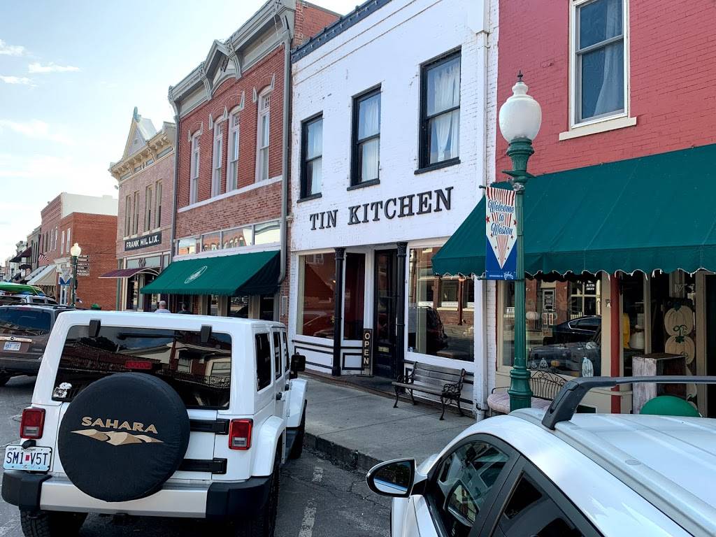 Tin Kitchen | restaurant | 509 Main St, Weston, MO 64098, USA | 8166400100 OR +1 816-640-0100