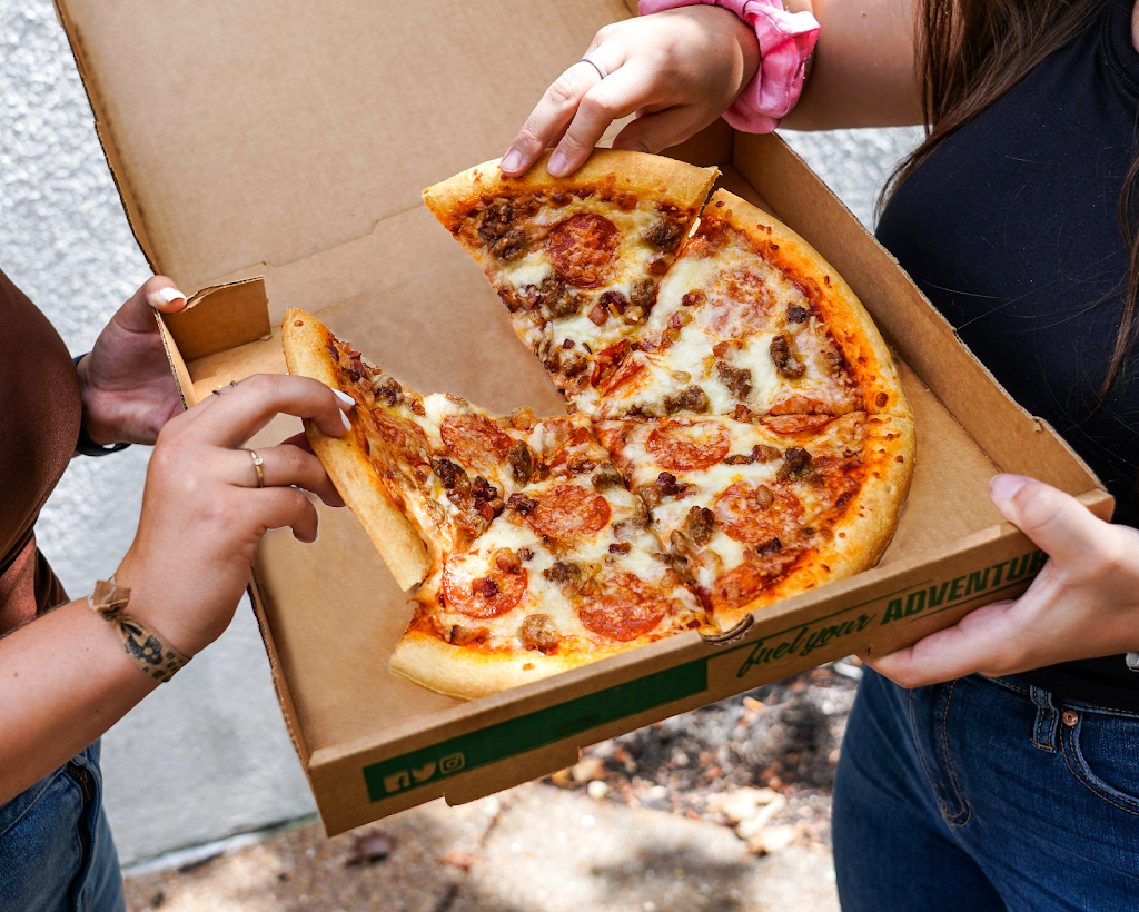 Hangar 54 Pizza | restaurant | 1823 N Main St, Newton, KS 67114, USA | 3163338021 OR +1 316-333-8021