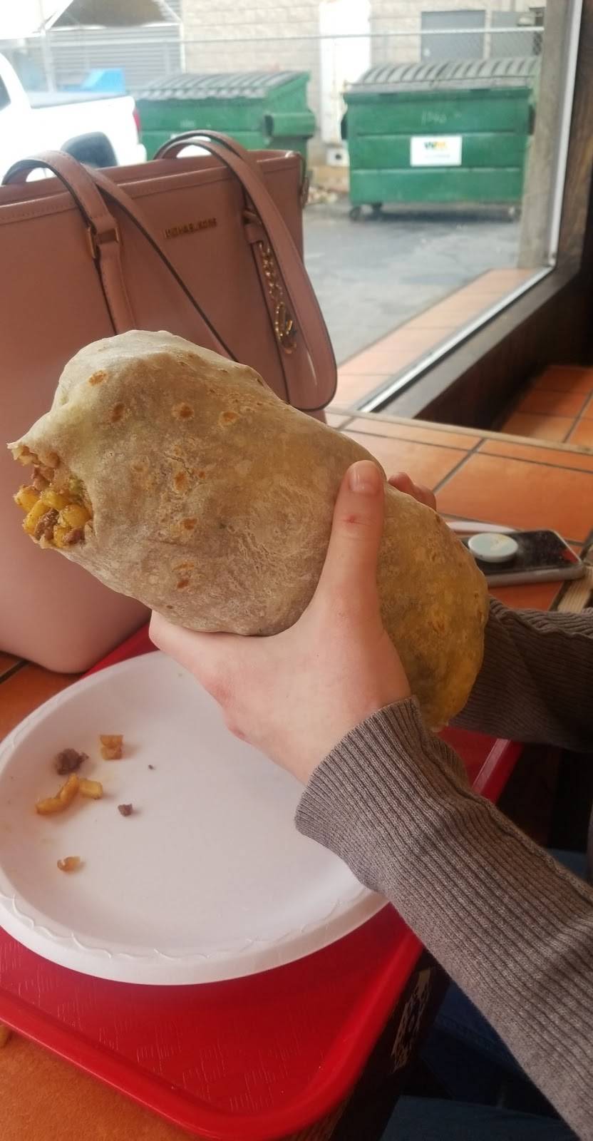 Los Chavos | restaurant | 1340 N 2nd St, El Cajon, CA 92021, USA | 6194477197 OR +1 619-447-7197