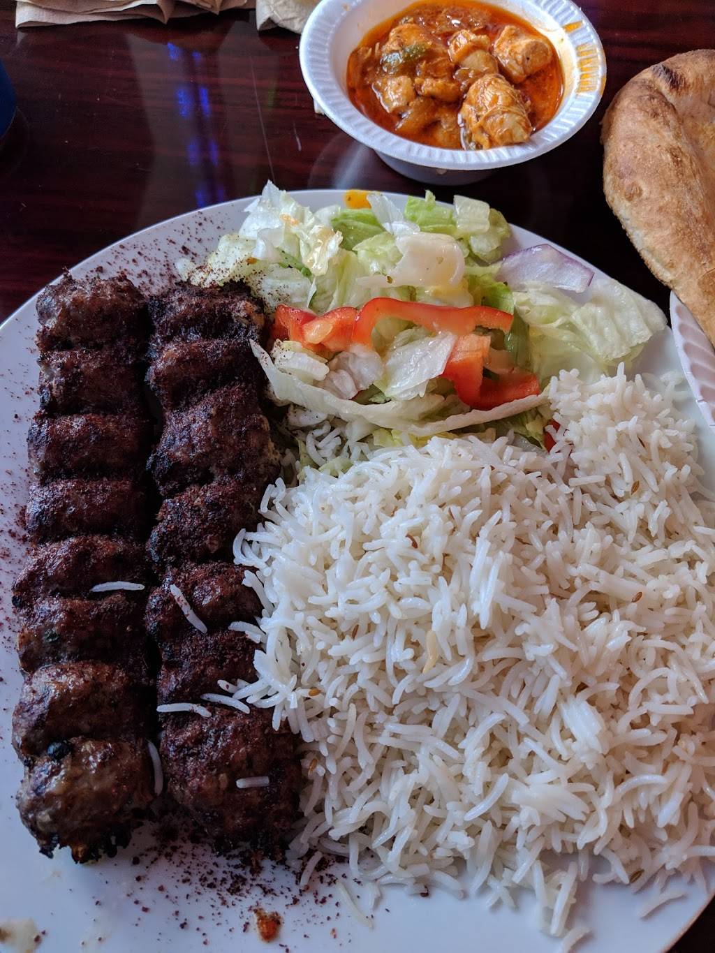 Food Corner Kabob House | restaurant | 8315 Leesburg Pike B, Vienna, VA 22182, USA | 7038932333 OR +1 703-893-2333