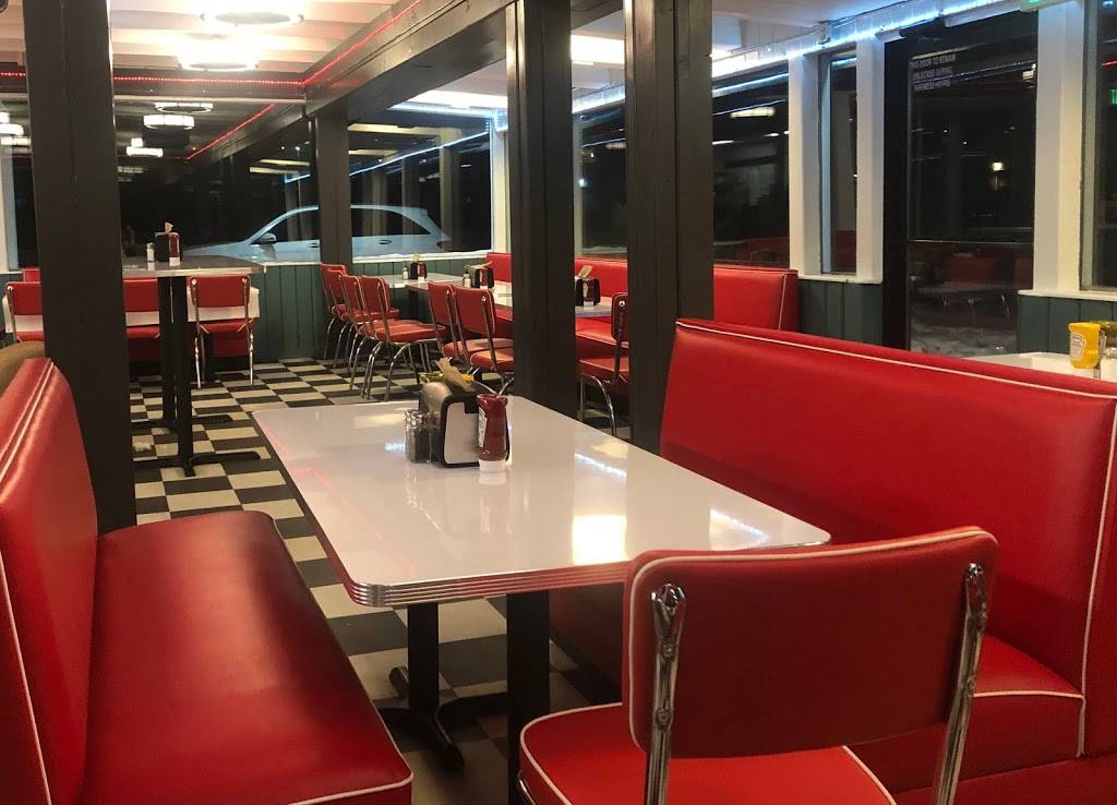 Debbies Drive In | restaurant | 663 W Agate Ave, Granby, CO 80446, USA | 9705573370 OR +1 970-557-3370