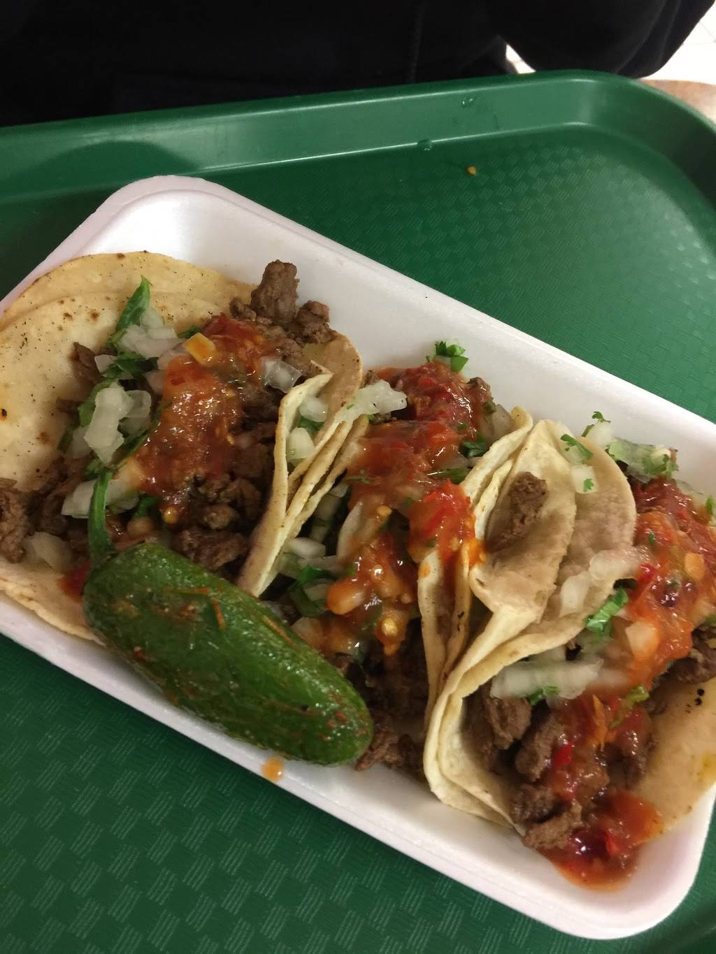 Tacos Los Compadres | restaurant | 5598 Mission Boulevard, Riverside, CA 92509, USA | 9517796224 OR +1 951-779-6224
