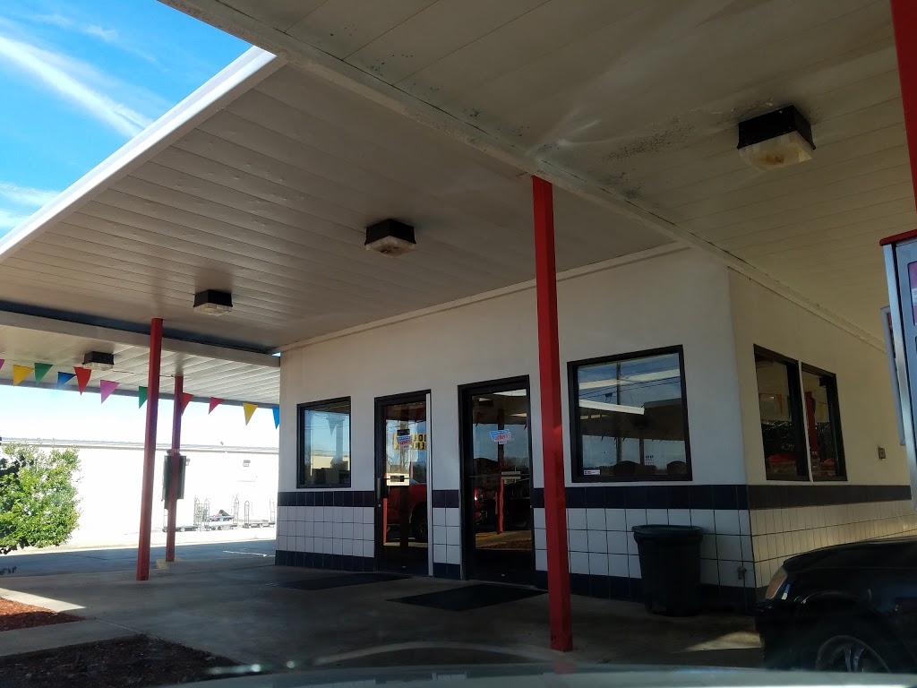 Bumpers Drive-In of America | restaurant | 120 MS-27, Vicksburg, MS 39180, USA | 6016381086 OR +1 601-638-1086