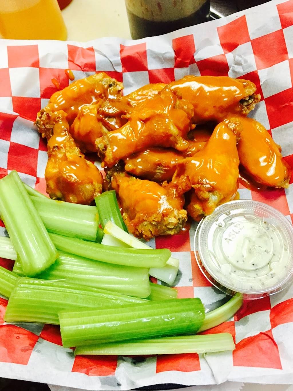 Wings In Weston | restaurant | 1354 SW 160th Ave, Weston, FL 33326, USA | 9543891933 OR +1 954-389-1933