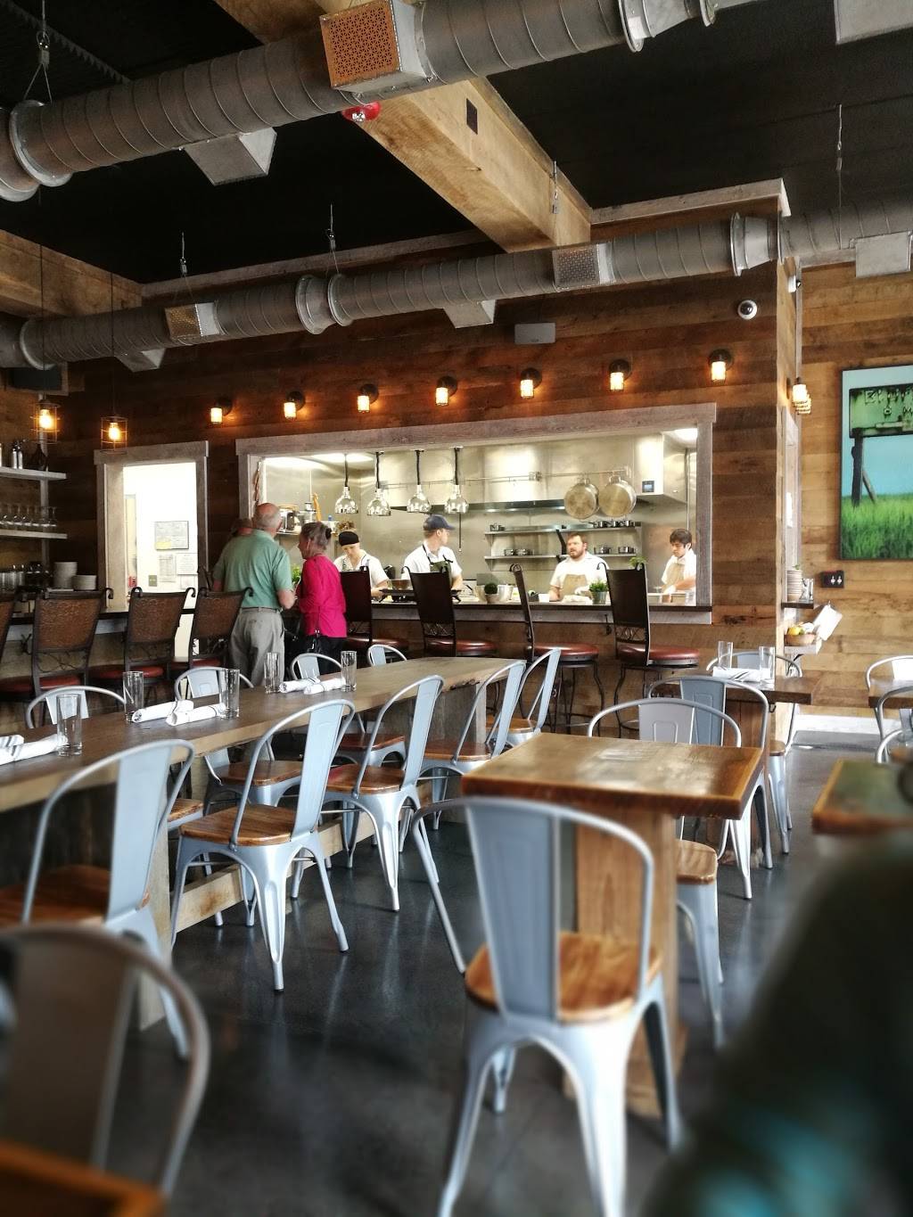 FARM Bluffton | restaurant | 1301 May River Rd, Bluffton, SC 29910, USA | 8437072041 OR +1 843-707-2041