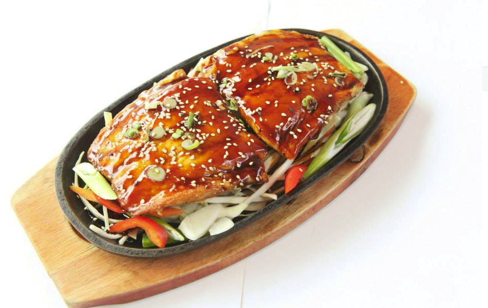 Osaka Sushi Japanese Restaurant | restaurant | 1620 Bloor St W, Toronto, ON M6P 1A7, Canada | 6473474522 OR +1 647-347-4522