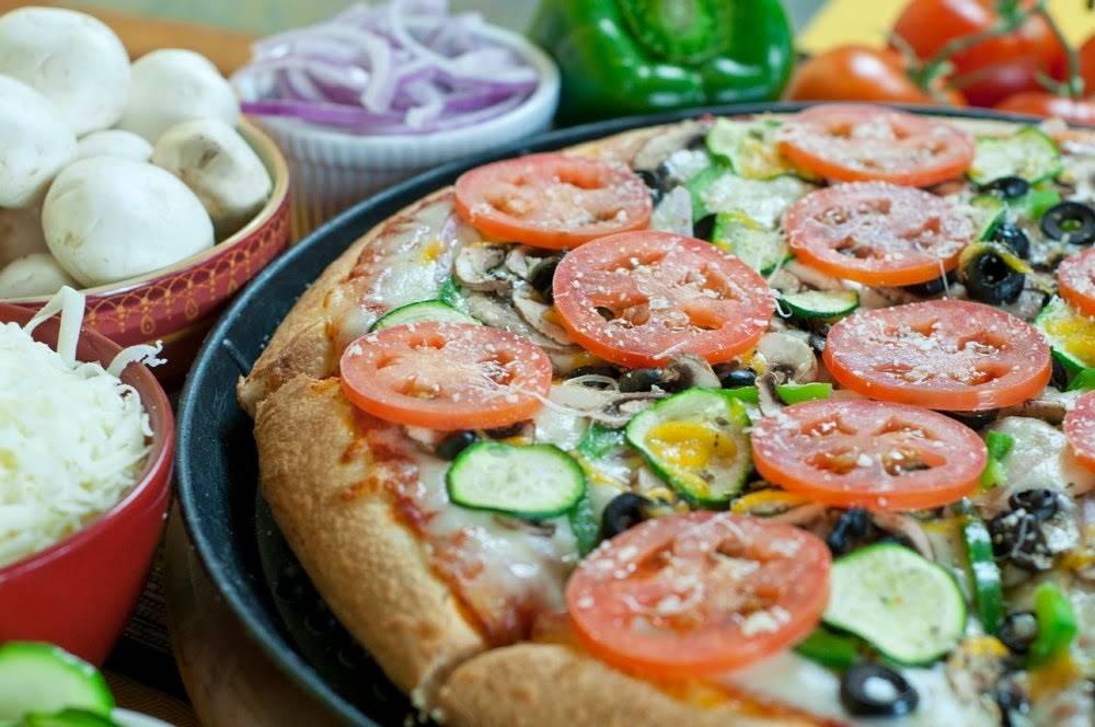 Pizza California | restaurant | 1708 Oakland Rd, San Jose, CA 95131, USA | 4085737373 OR +1 408-573-7373